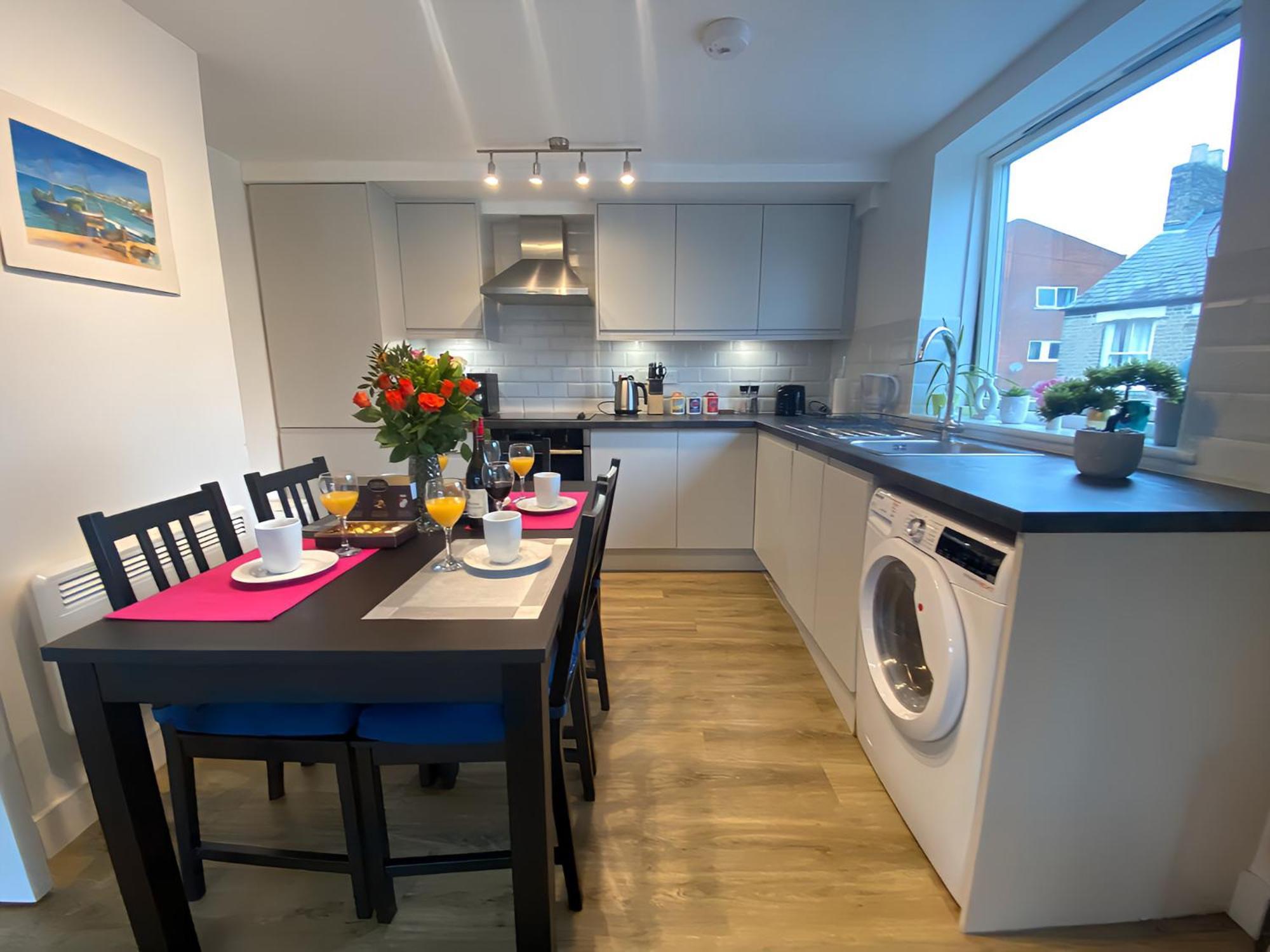 Cambridge Stays Riverside Apart Hotel With 2Br Flats At The City Centre-Parking-Balcony Εξωτερικό φωτογραφία