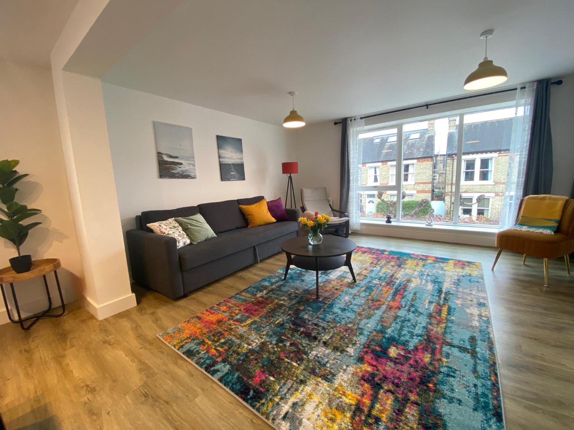 Cambridge Stays Riverside Apart Hotel With 2Br Flats At The City Centre-Parking-Balcony Εξωτερικό φωτογραφία
